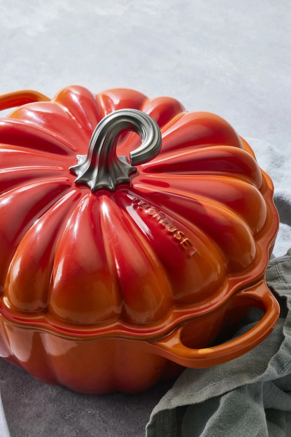 Le Creuset Kürbis-Bräter Signature 24 Cm In Ofenrot – Bild 7