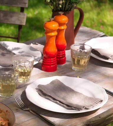 Le Creuset Salzmühle In Ofenrot – Bild 2