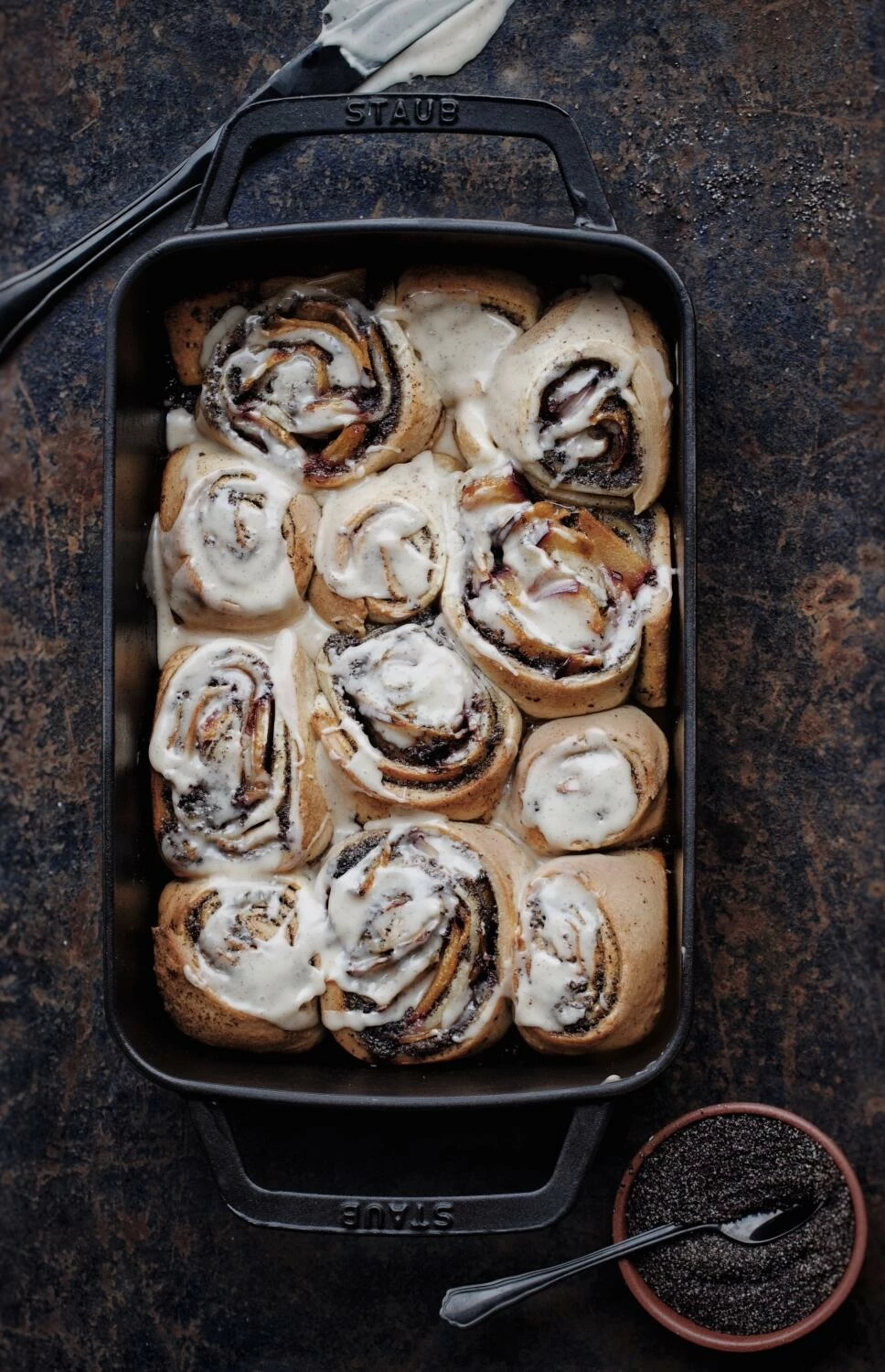 Staub Auflaufform Aus Gusseisen 30 X 20 Cm In Schwarz – Bild 4